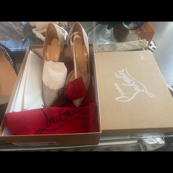 Christian Louboutin Wedding Shoes pumps - Picture 9 of 12